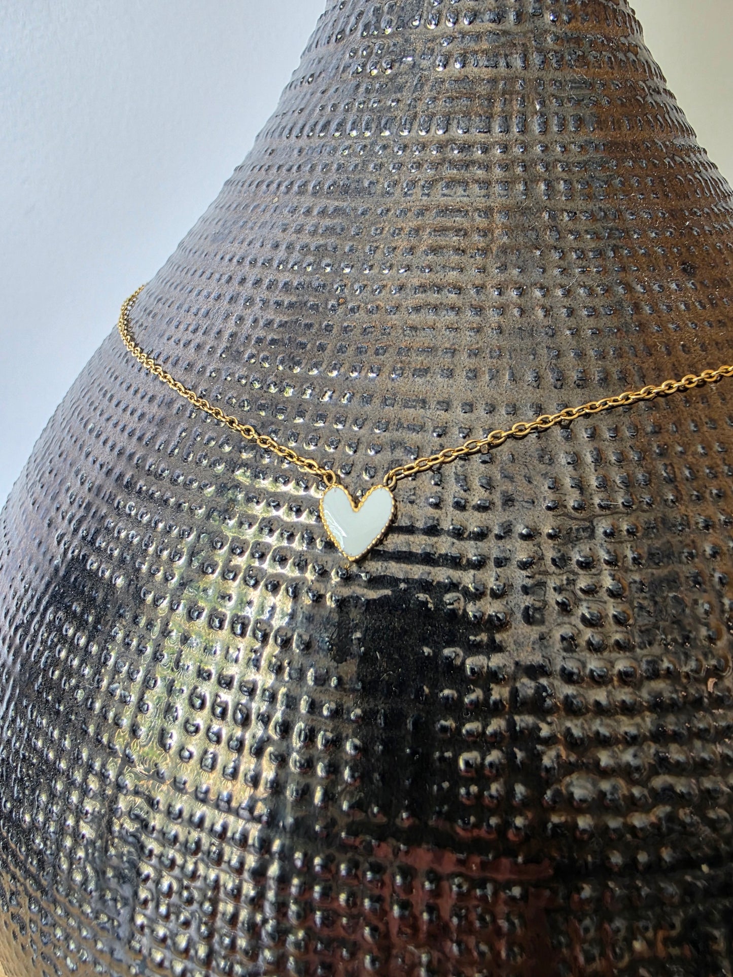 Petit cœur blanc, collier 🤍